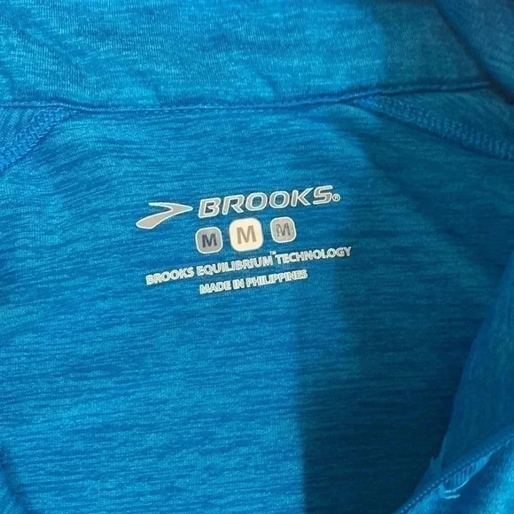 Brooks quarter zip - Picture 5 of 9